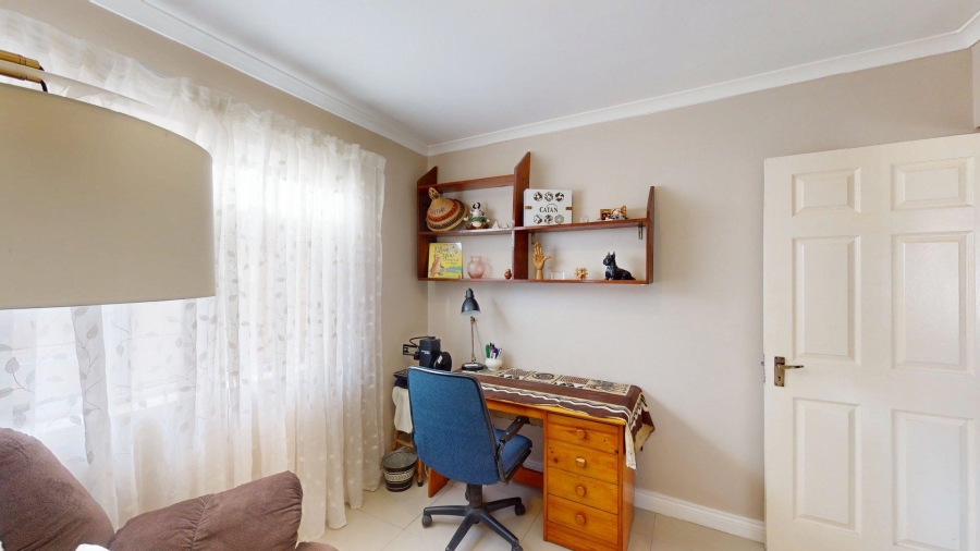 3 Bedroom Property for Sale in Pinelands Eastern Cape